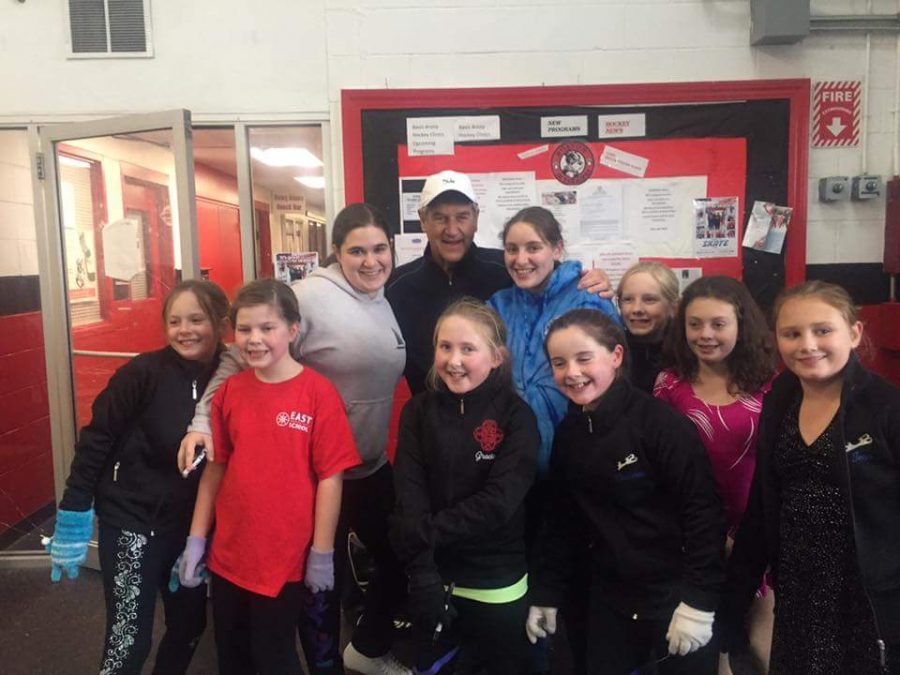 Front Row (Left to Right): Emily Williams, Grace Shaughnessy, Shannon Corcoran, and Tess Donlan. Back Row (Left to Right): Grace Bulman, Victoria Garvin, Bobby Orr, Tatiana Garvin, Fiona Faherty, and Patti Ricci. A few of the members met Bobby Orr, who came in to skate with his two grandchildren during their regular lesson.