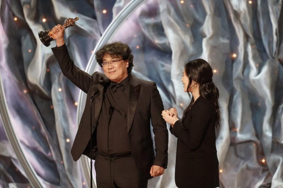 Bong Joon Ho, director of the South Korean film "Parasite," accepted his Oscar for Best Picture amidst roaring applause.