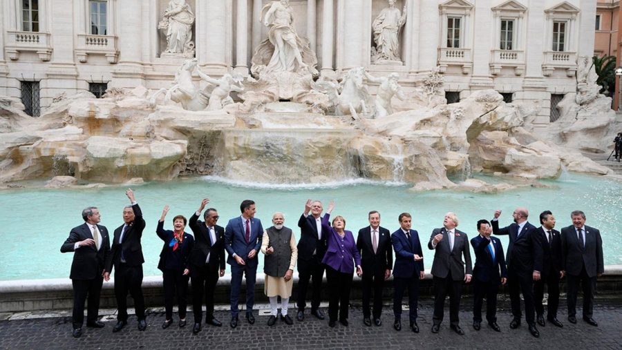 G20+leaders+pose+in+front+of+the+Trevi+Fountain+during+the+summit+in+Rome+on+October+31.