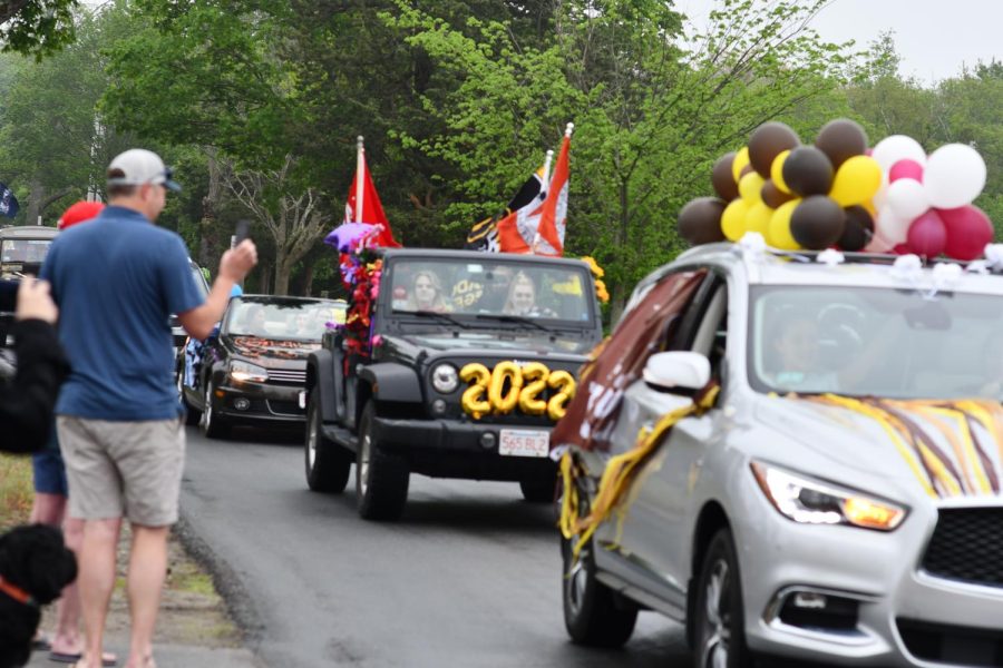 Seniors Enjoy Traditional Car Parade