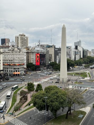 Massive obleisk at the center of Buenos Aires