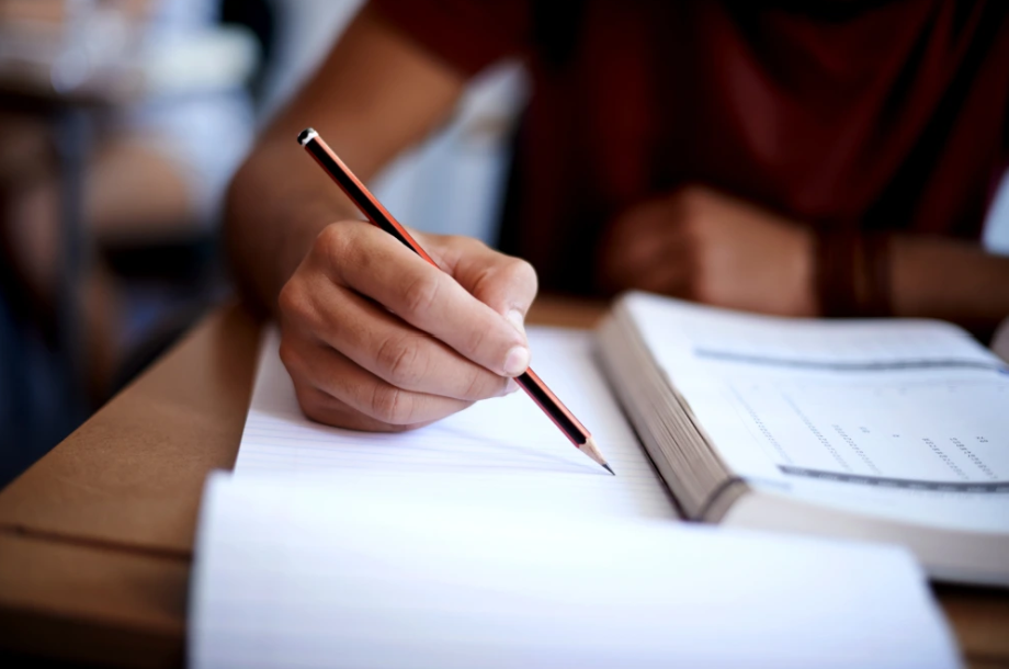 Caption: Students at HHS adapt to the academic rigor of the school year. 
Photo Credits: PeopleImages
