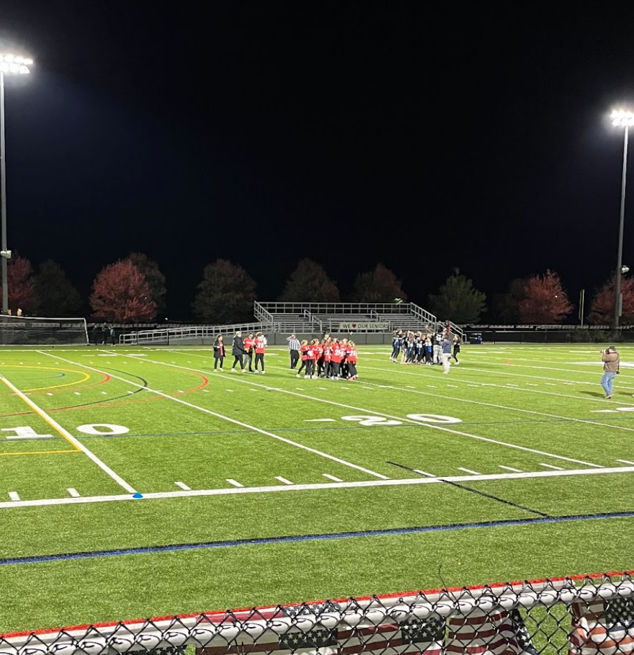 The red team took the win in the first ever Harborbowl by a score of 7-0.