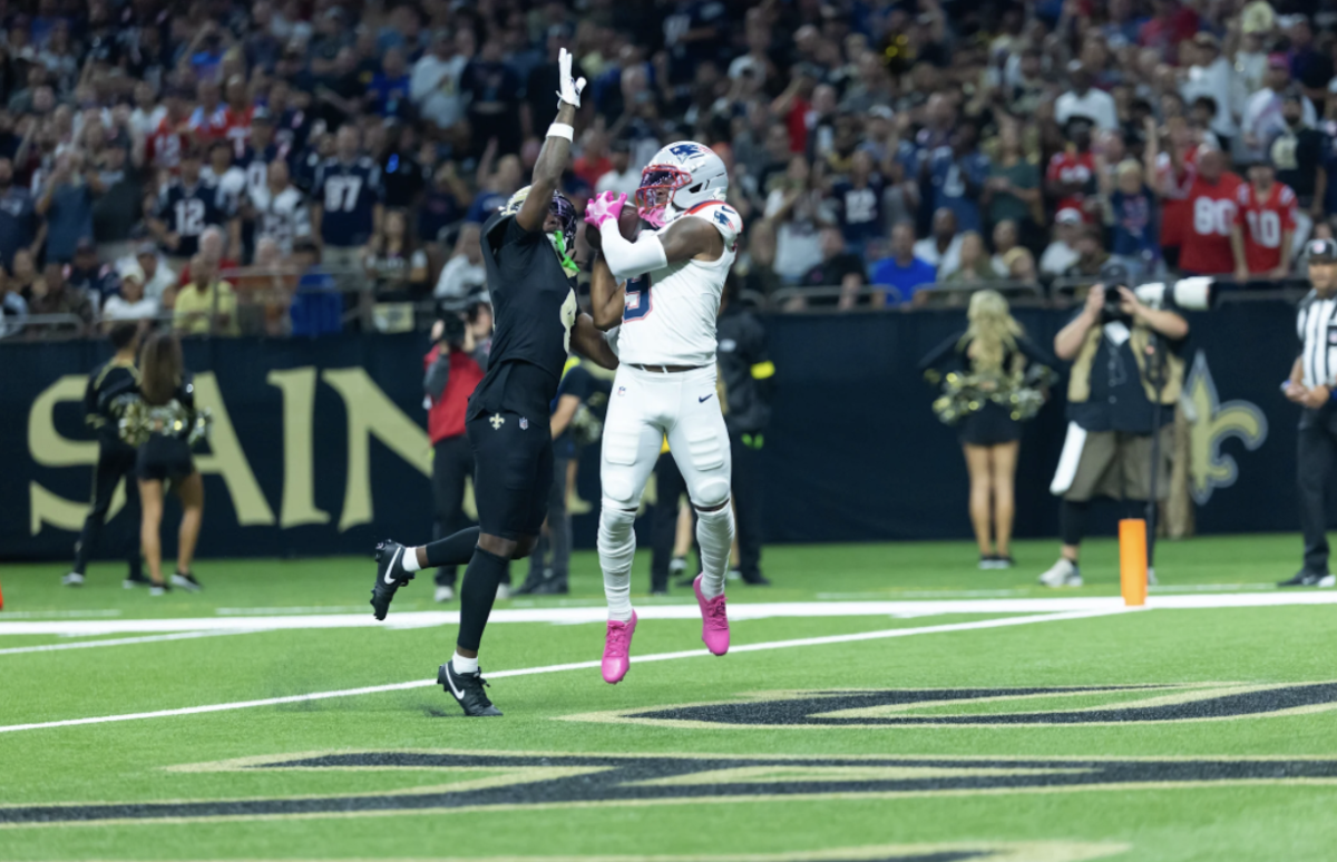 Patriots wide receiver Kayshon Boutte pulls down a contested catch for his first touchdown of the game to put the Patriots ahead 14-6.