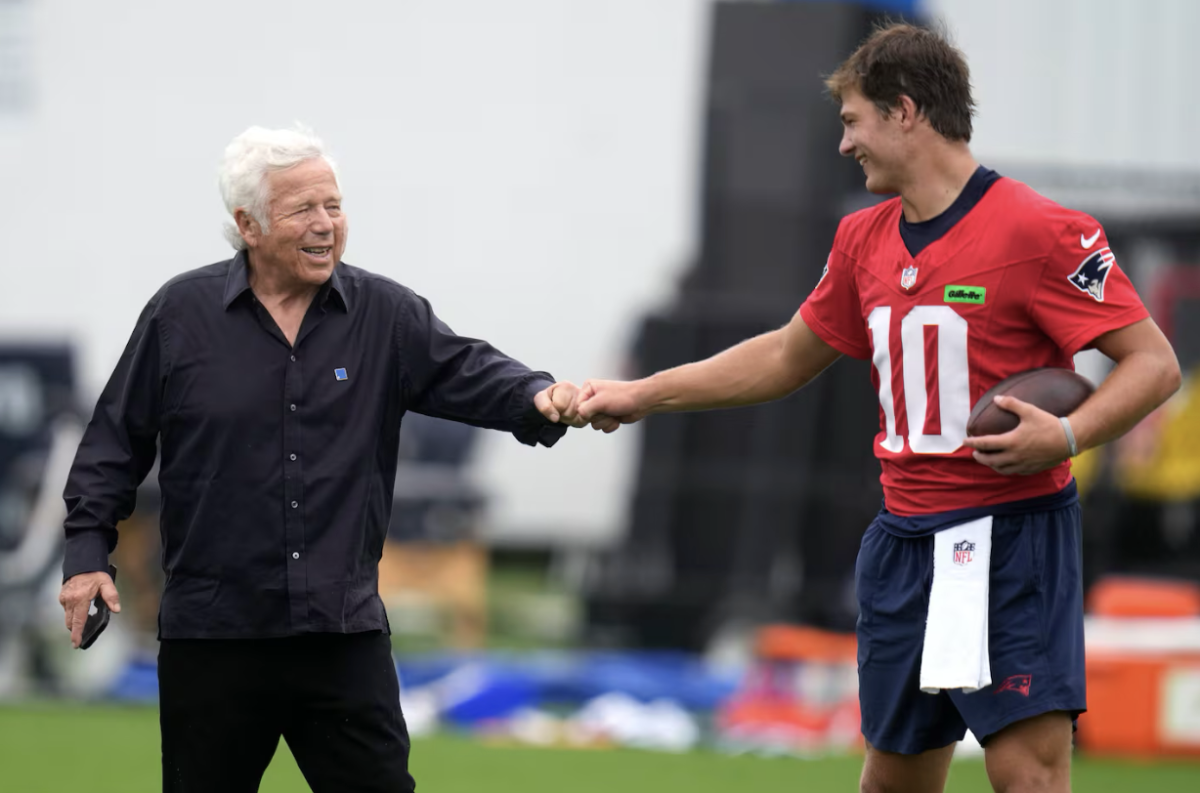 Robert Kraft (Left) and Drake Maye (Right) express their gratitude towards each other at a team practice.