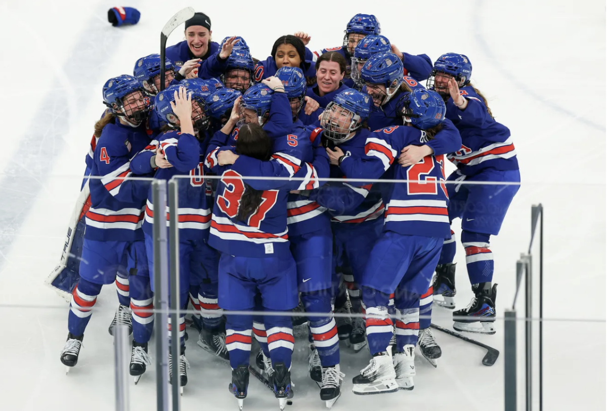 USA women’s hockey team after defeating Canada 2-1 in overtime.