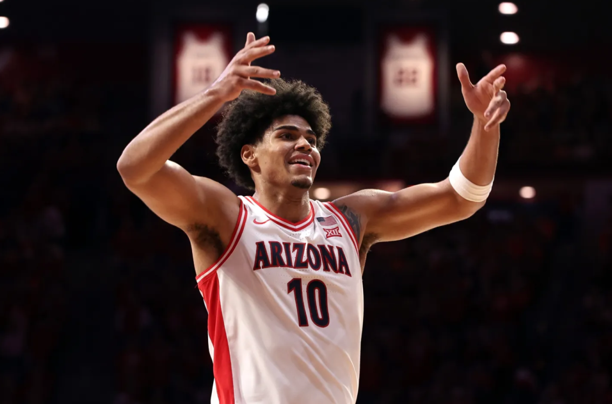 Arizona Wildcats freshman Koa Peat celebrated during a home game in the 2025-2026 college basketball season. https://www.azdesertswarm.com/basketball/74200/arizona-wildcats-mens-basketball-analysis-final-four-tommy-lloyd-prediction-2026 